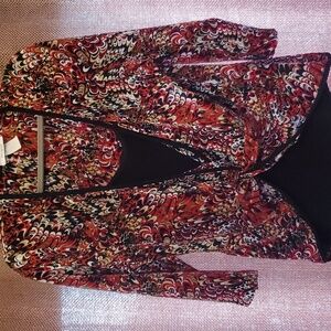 Dress barn Black red paisley top Large/XL 3/4 length sleeve